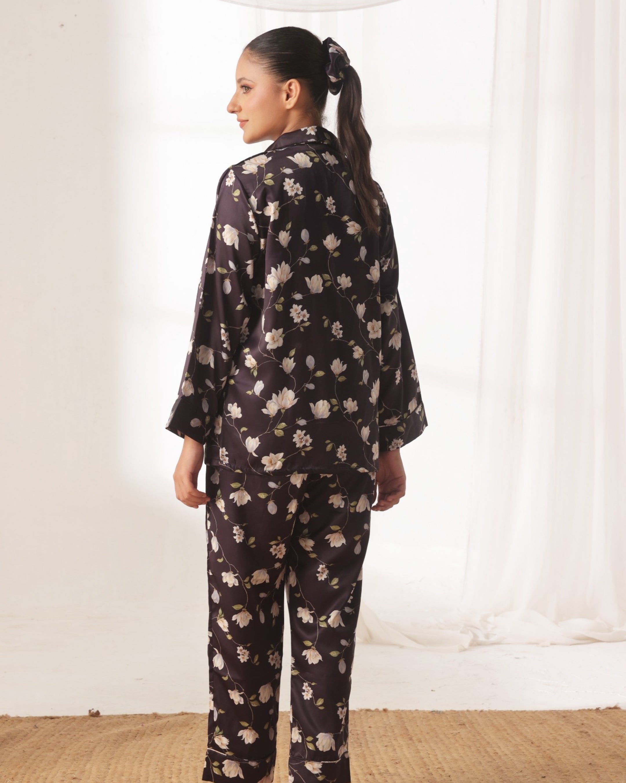 Silk Pajama Suit with Scrunchie - Night Blush