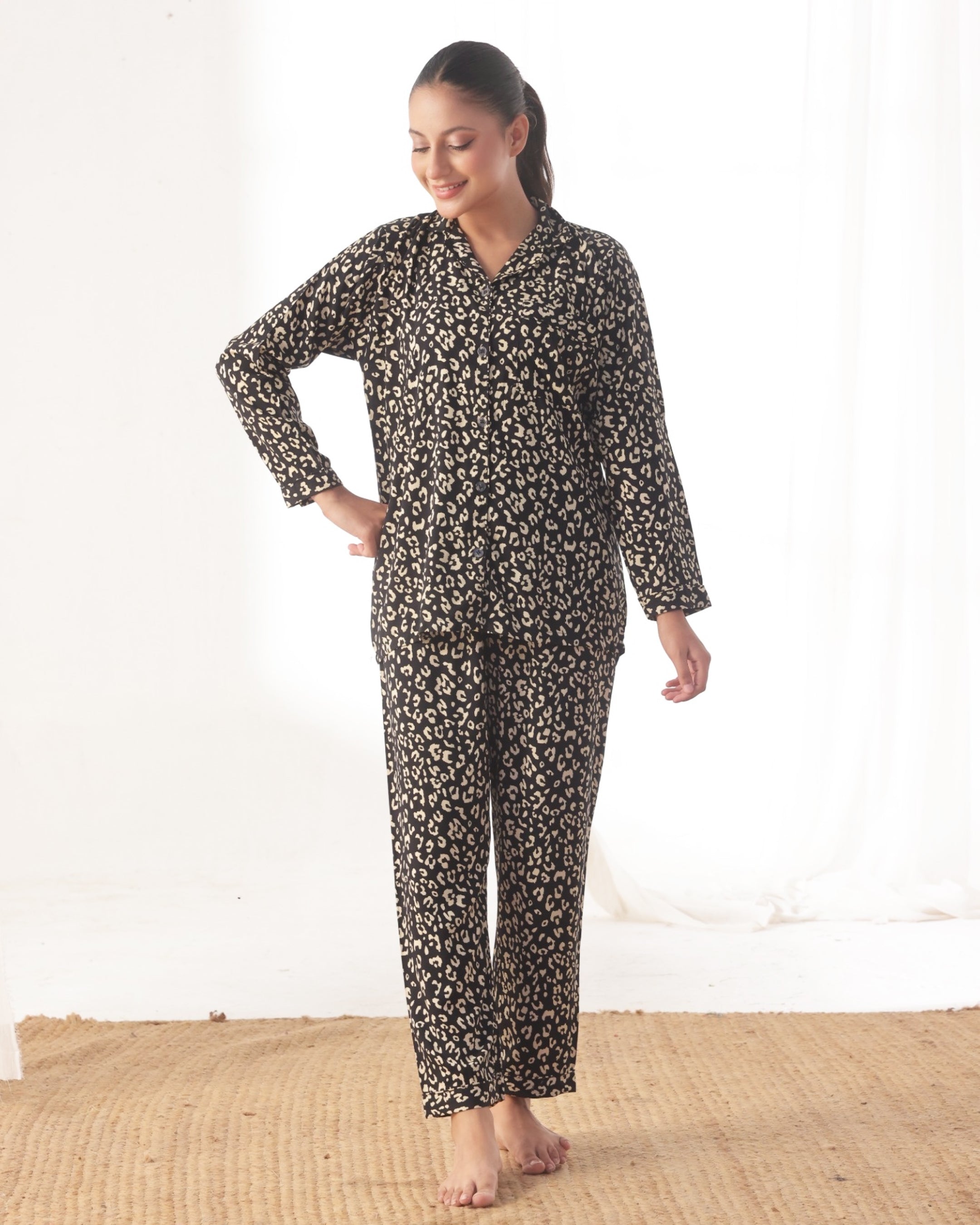Linen Pajama Suit - Wild Lounge